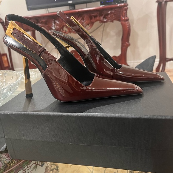 Authentic Brand new Saint Laurent Lee embellished patent-leather slingback pumps - Picture 1 of 8